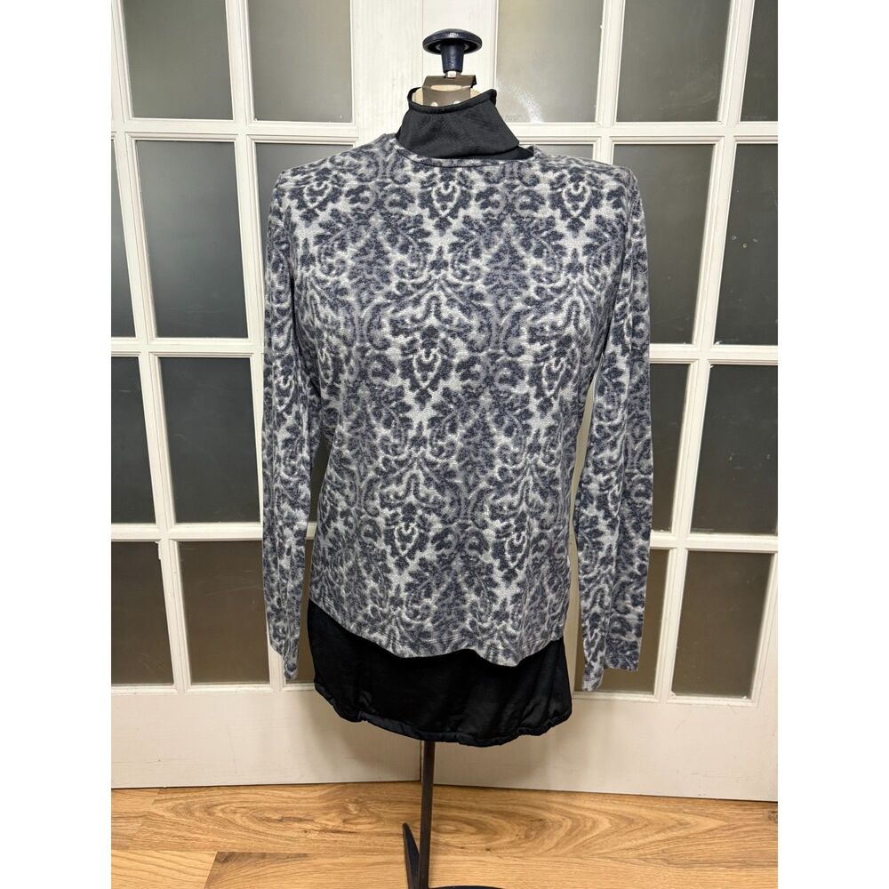 ones New York Size L Gray Paisley Damask Long Sleeve Knit Top